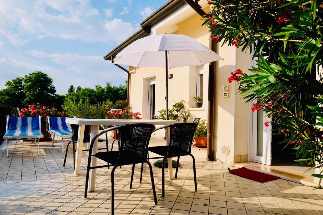 Appartamento in Villa Daniela con piscina privata Carraro Immobiliare Jesolo - Family Apartments Appartamento